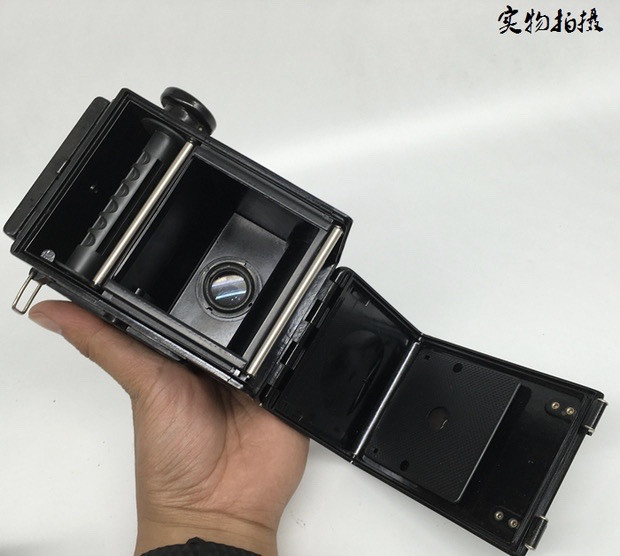 文文诚信小店 LUBITEL 留比特-2 菲林 120胶片 中画幅双反相机 正常工作 4348