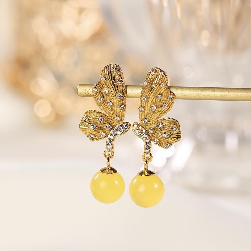 银慧珠宝 《新品》-纯银镀金蜜蜡蝴蝶耳钉