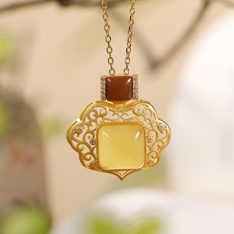 银慧珠宝 《新品》-纯银镀金蜜蜡如意单吊坠