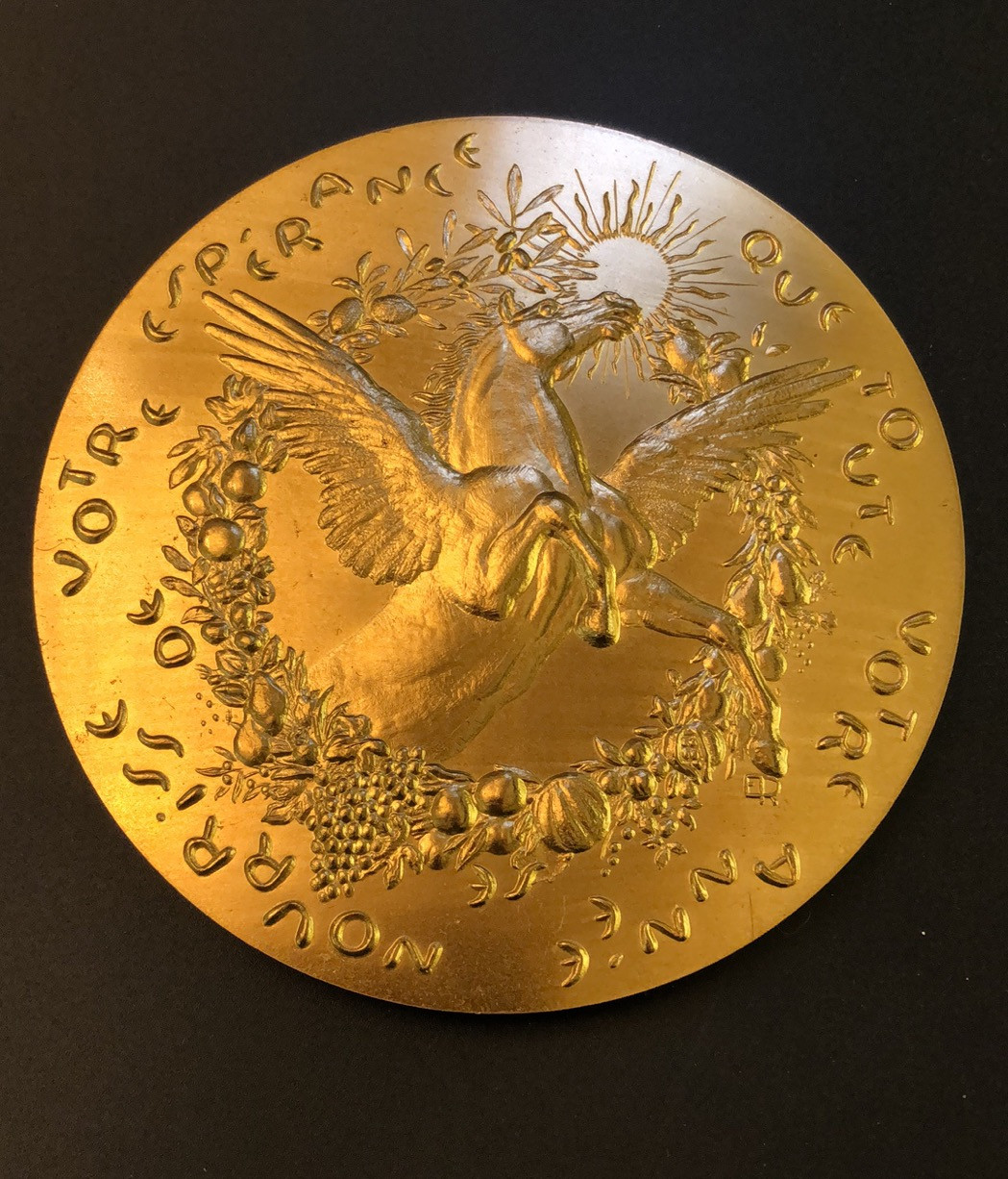 喜迎🐂年艺术麦朵尔第五场拍卖 手雕巨马