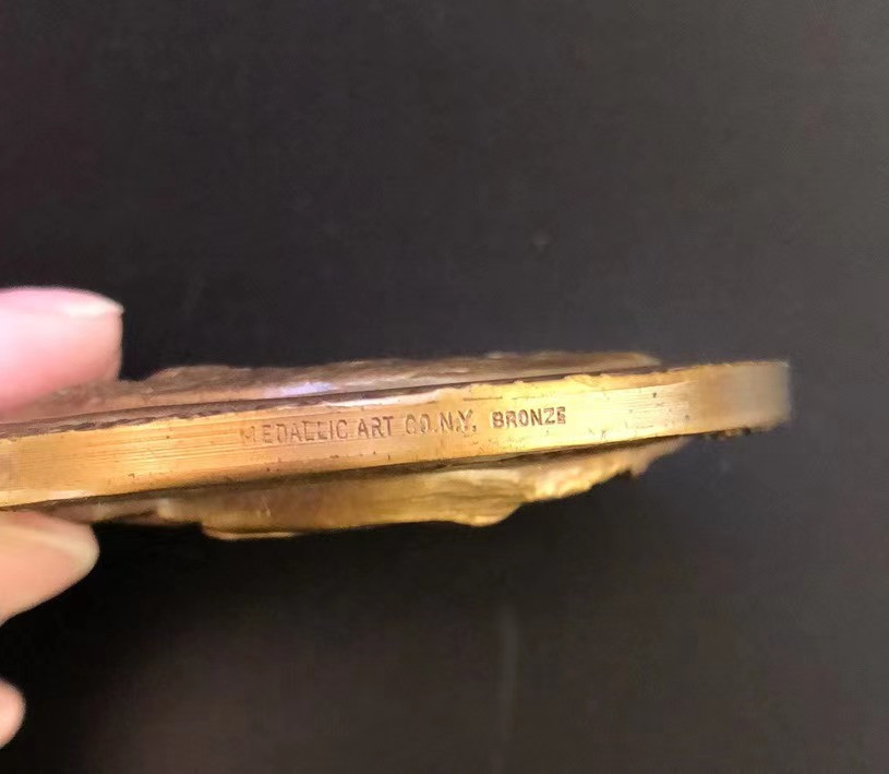 喜迎🐂年艺术麦朵尔第五场拍卖 名人堂