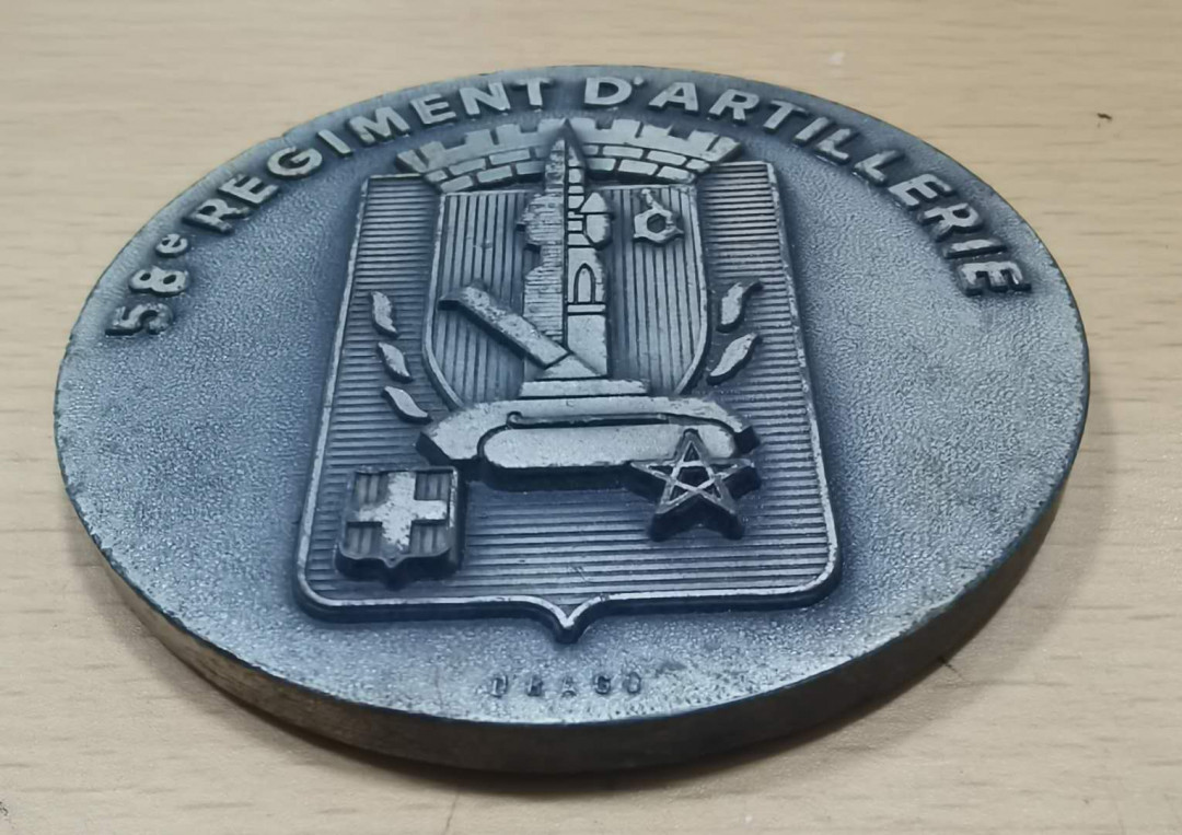 北京马甸外币专卖微拍第四十三期，外国纪念章专场，陆续上新，欢迎光临 法国纪念章，直径：67mm，重量：117克，品相如图