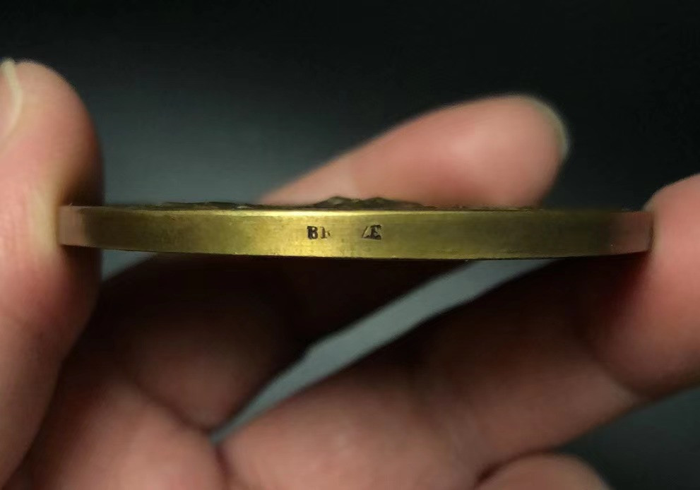 喜迎🐂年艺术麦朵尔第六场拍卖 犬业协会