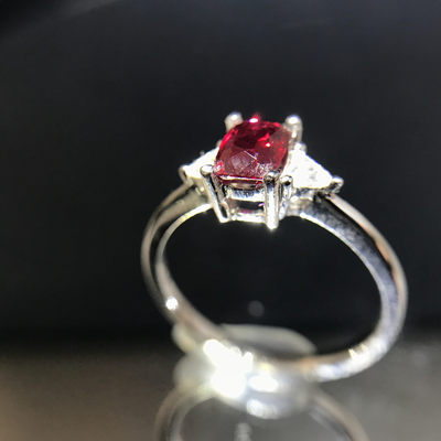 红宝石戒指 18K金 白金色 0.72ct 成品现货 无烧鸽血红 - 红宝石戒指 18K金 白金色 0.72ct 成品现货 无烧鸽血红