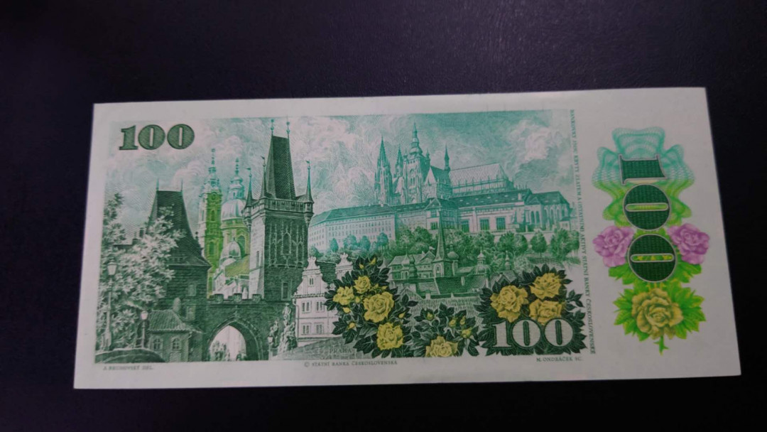 【囧羊收藏】精选微拍第16期~2021年第七期 精选港澳币和其它世界纸币 1989年捷克斯洛伐克100克朗 全新绝品无4号码