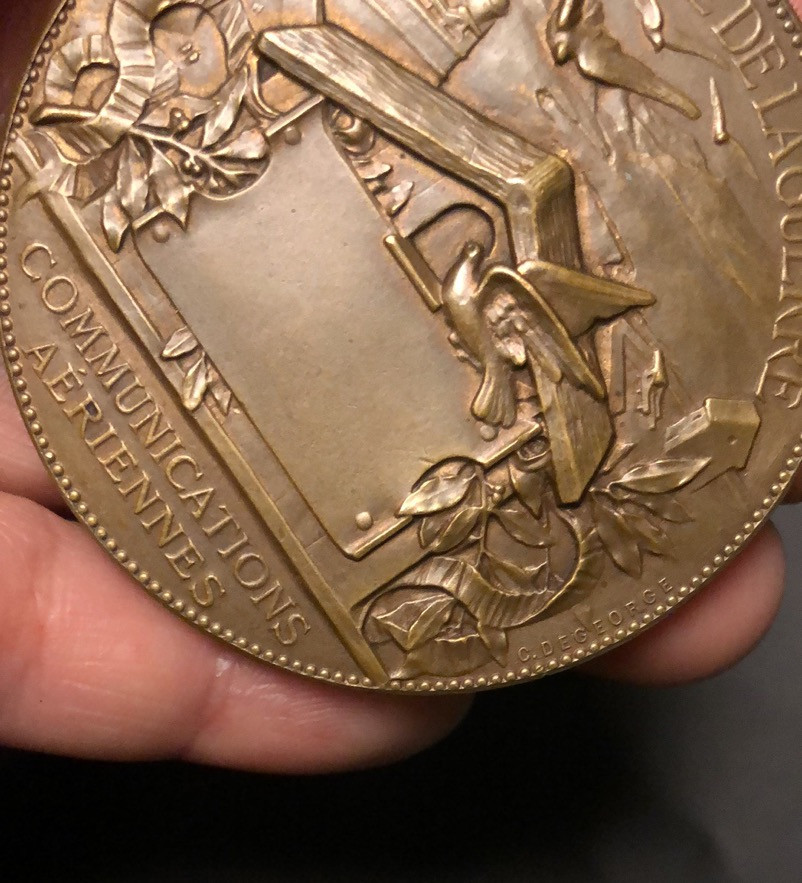 喜迎🐂年艺术麦朵尔第九场拍卖 信鸽协会