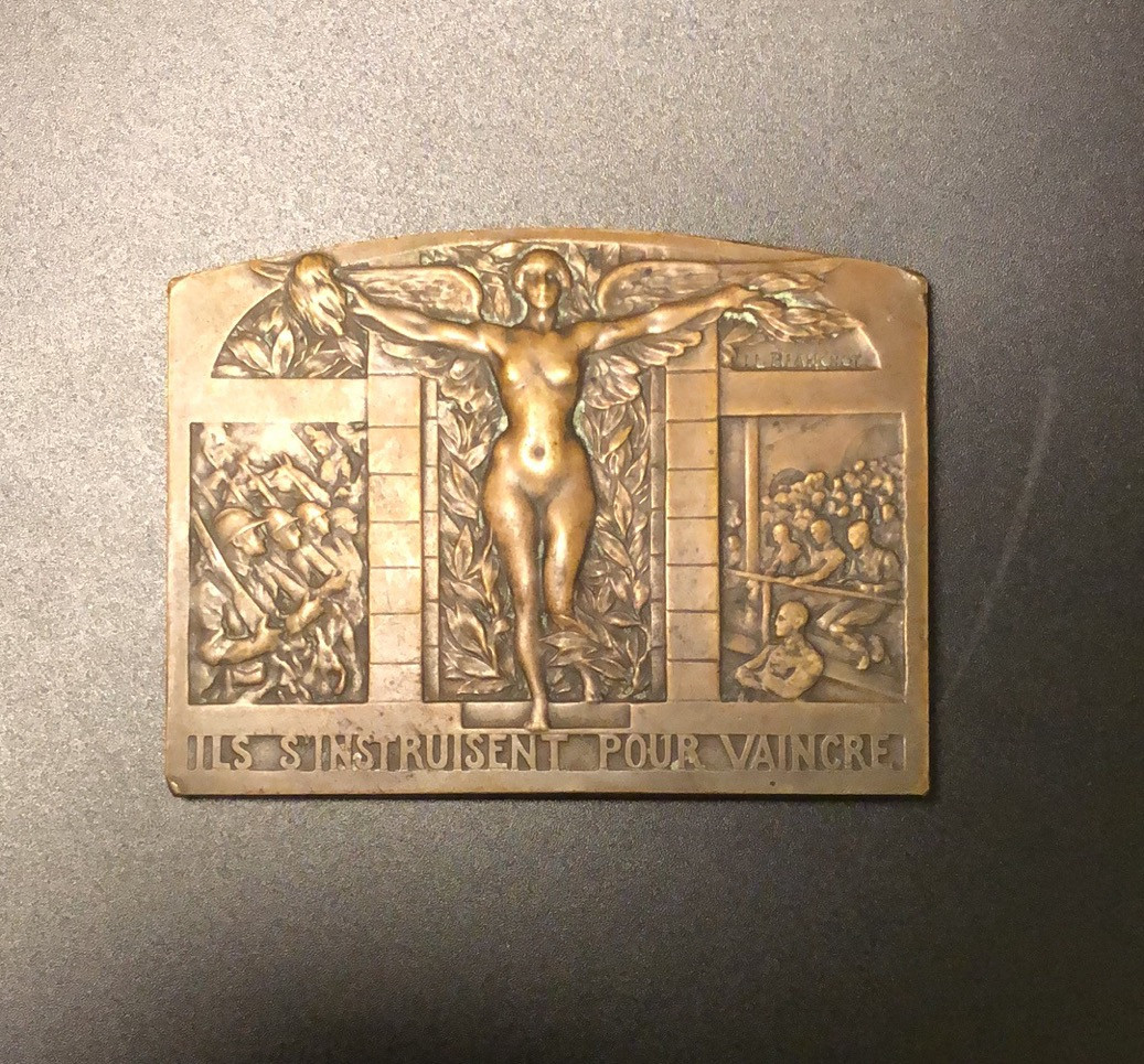 喜迎🐂年艺术麦朵尔第九场拍卖 法国第一届军人运动会