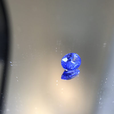 80年斯里兰卡宝石公司HH GEMS 【纯天然彩色宝石 综合拍场】 - Blue Sapphire 无烧蓝宝石 0.72ct 纯天然裸石
