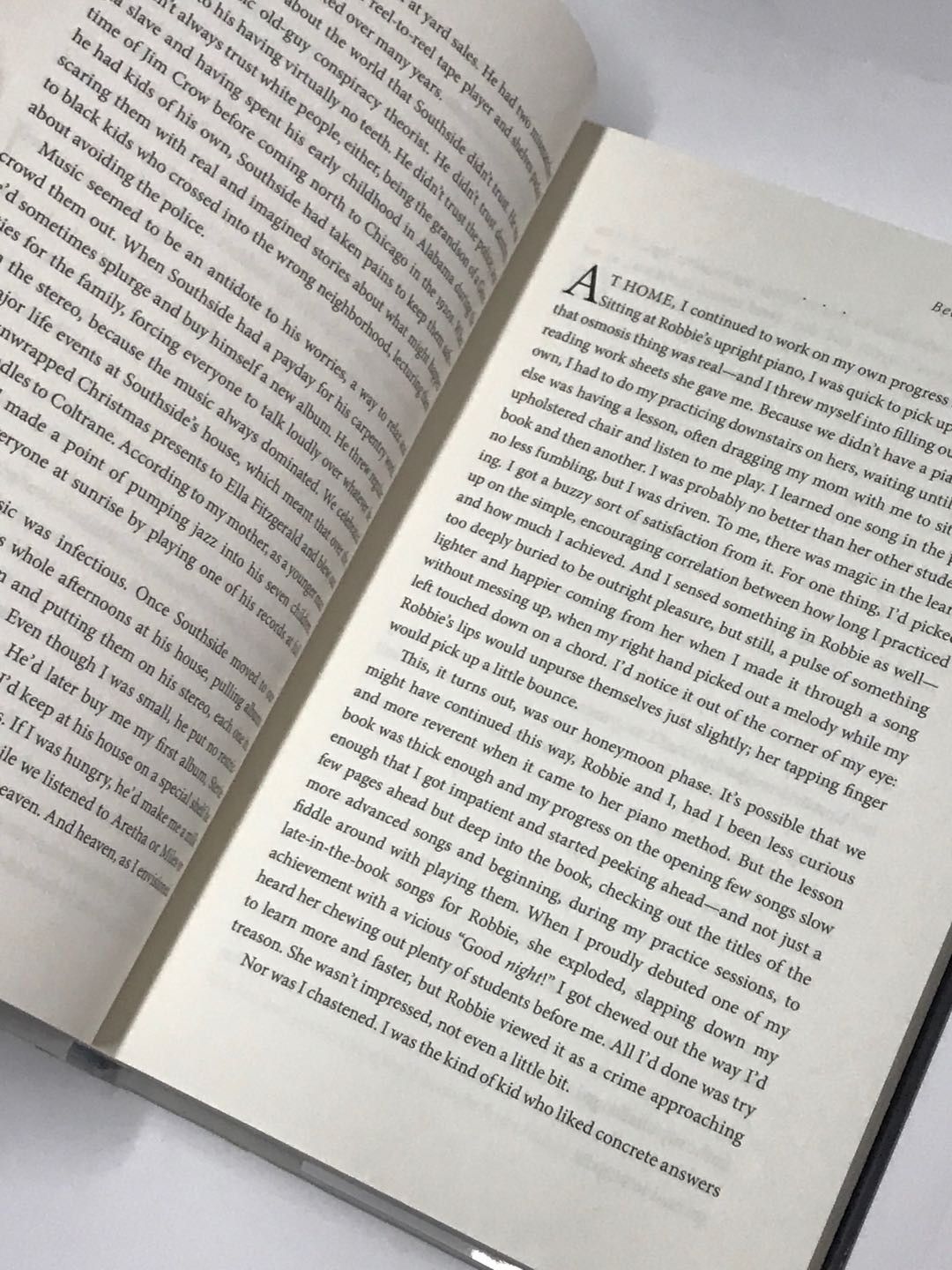 零元拍：美国前第一夫人米歇尔·奥巴马亲笔签名自传《成为》