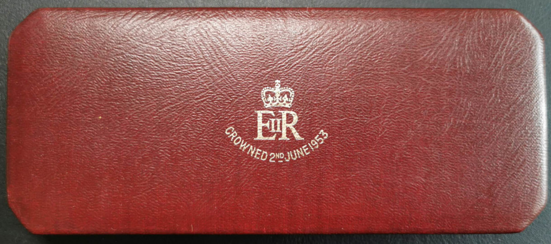 凡希社世界钱币第一百五十期 1953英国伊丽莎白加冕PS原盒