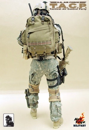 零元拍：HOTTOYS 1/6 TACP 空中管制小组 特勤团 美军特种部队，全新未拆。