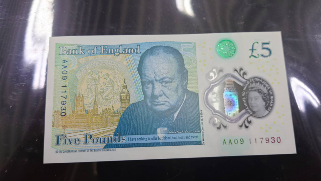 陆续更新【囧羊收藏】精选微拍第18期~2021年第九期 世界纸币精选 2015年英国G序列5镑 AA09冠 全新绝品无4号码