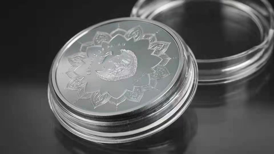 【币观天下】第140期钱币拍卖 帕劳2018年笑口常开大肚弥勒佛精制黑色超高浮雕镀金2盎司银币