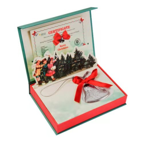 【币观天下】第140期钱币拍卖 纽埃2012年2元，1盎司 “铃儿响叮当”新年快乐 镶嵌施华洛世奇蓝宝石 异形(铃铛形)精制镶嵌银币