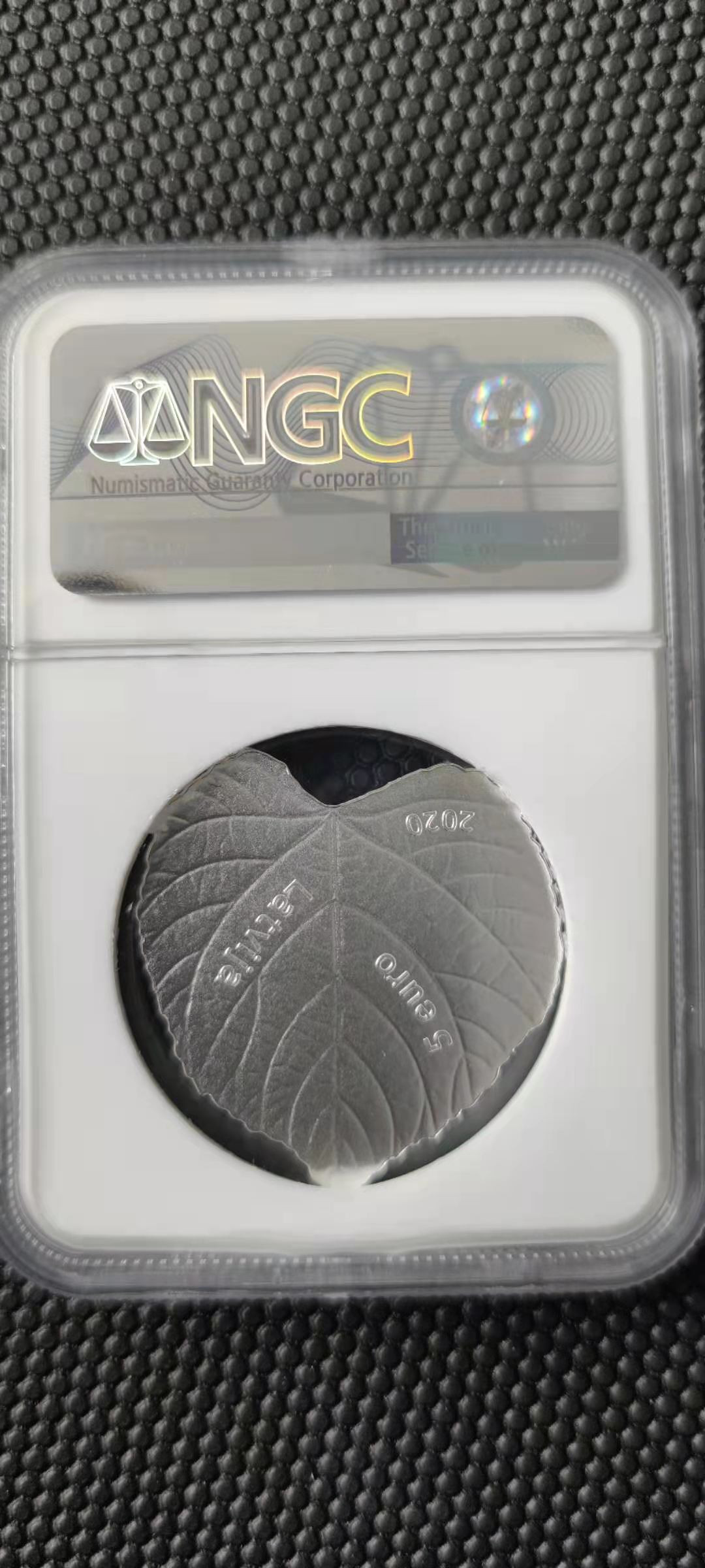 【随心拍&Getcoins】钱币直播第一期 拉脱维亚2020年菩提叶异形精制纪念银币  首期蓝标NGC70