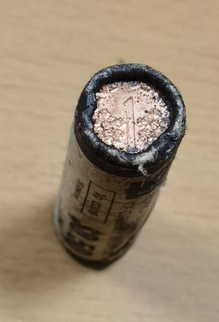 北京马甸外国钱币专卖微拍第四十六期，外国非贵金属纪念币，流通币专场，陆续上新，欢迎关注 新加坡原卷1分50枚，品相如图