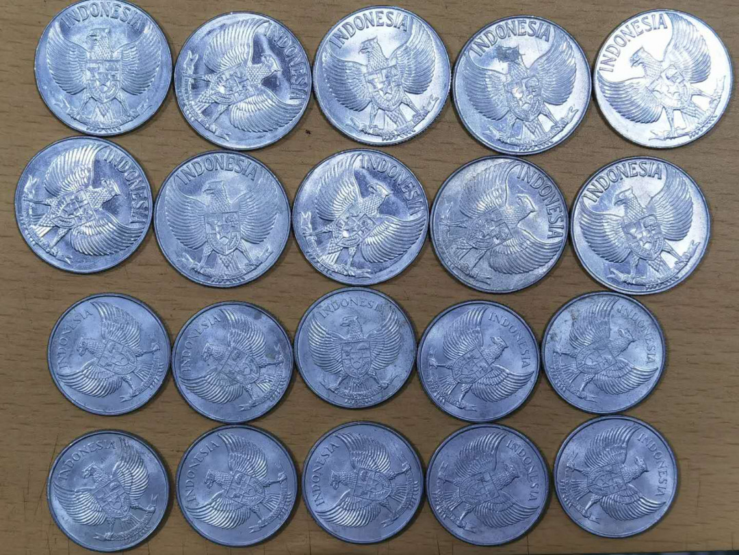 北京马甸外国钱币专卖微拍第四十六期，外国非贵金属纪念币，流通币专场，陆续上新，欢迎关注 印尼早期流通币50S，25S铝币，一共10对，品相如图