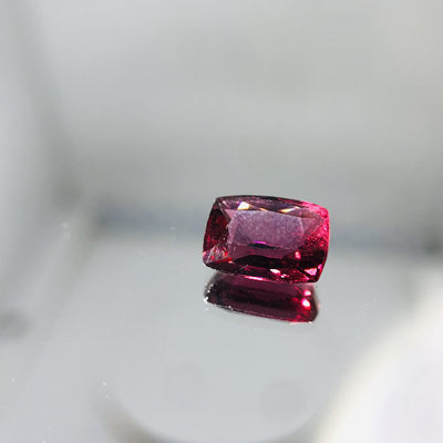 80年斯里兰卡宝石公司HH GEMS 【纯天然彩色宝石 多种珍贵宝石合集】 - Garnet 紫红色石榴石 纯天然 2.63ct 裸石 斯里兰卡