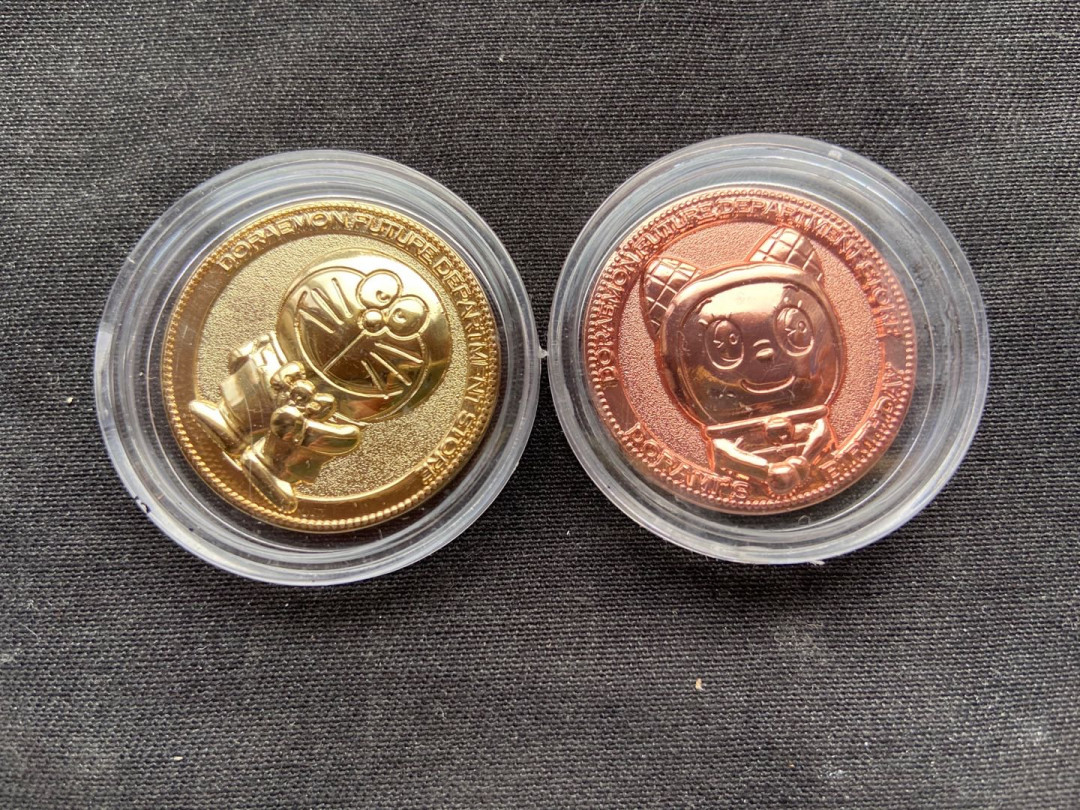 【随心拍&Getcoins】钱币拍卖第八十四期～ 【日本】机器猫+哆啦美纪念章