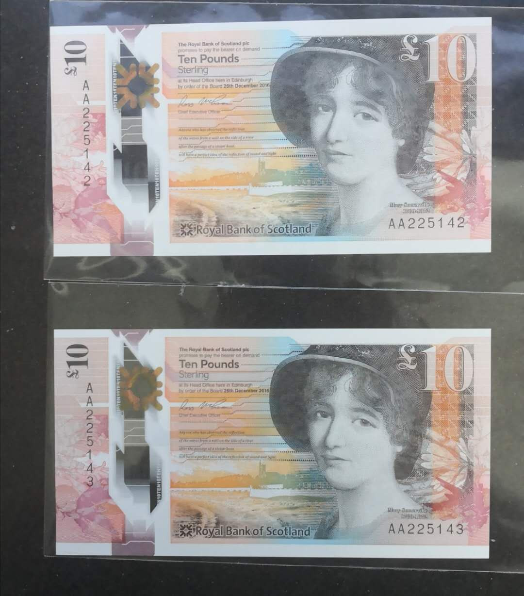 《张总收藏》19期—女王与精品 苏格兰皇家银行10镑AA冠连号2张UNC