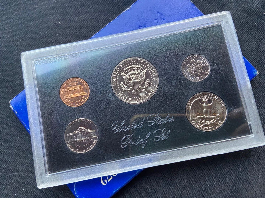 【币观天下】第141期钱币拍卖  美国1972年精制币一套