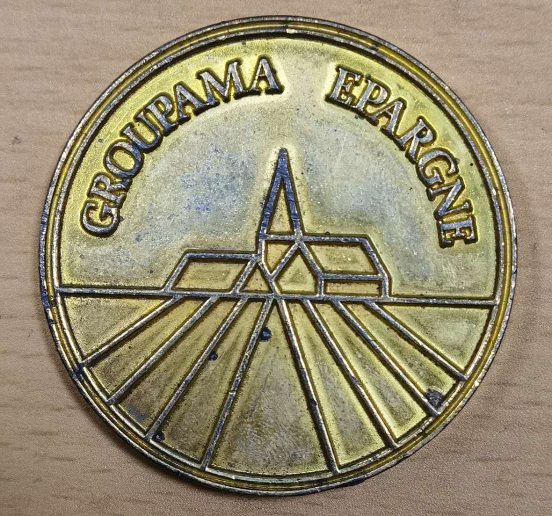 北京马甸外币专卖微拍第四十七期，外国纪念章专场，陆续上新，欢迎关注 法国纪念章，直径：45mm，重量，72克，品相如图