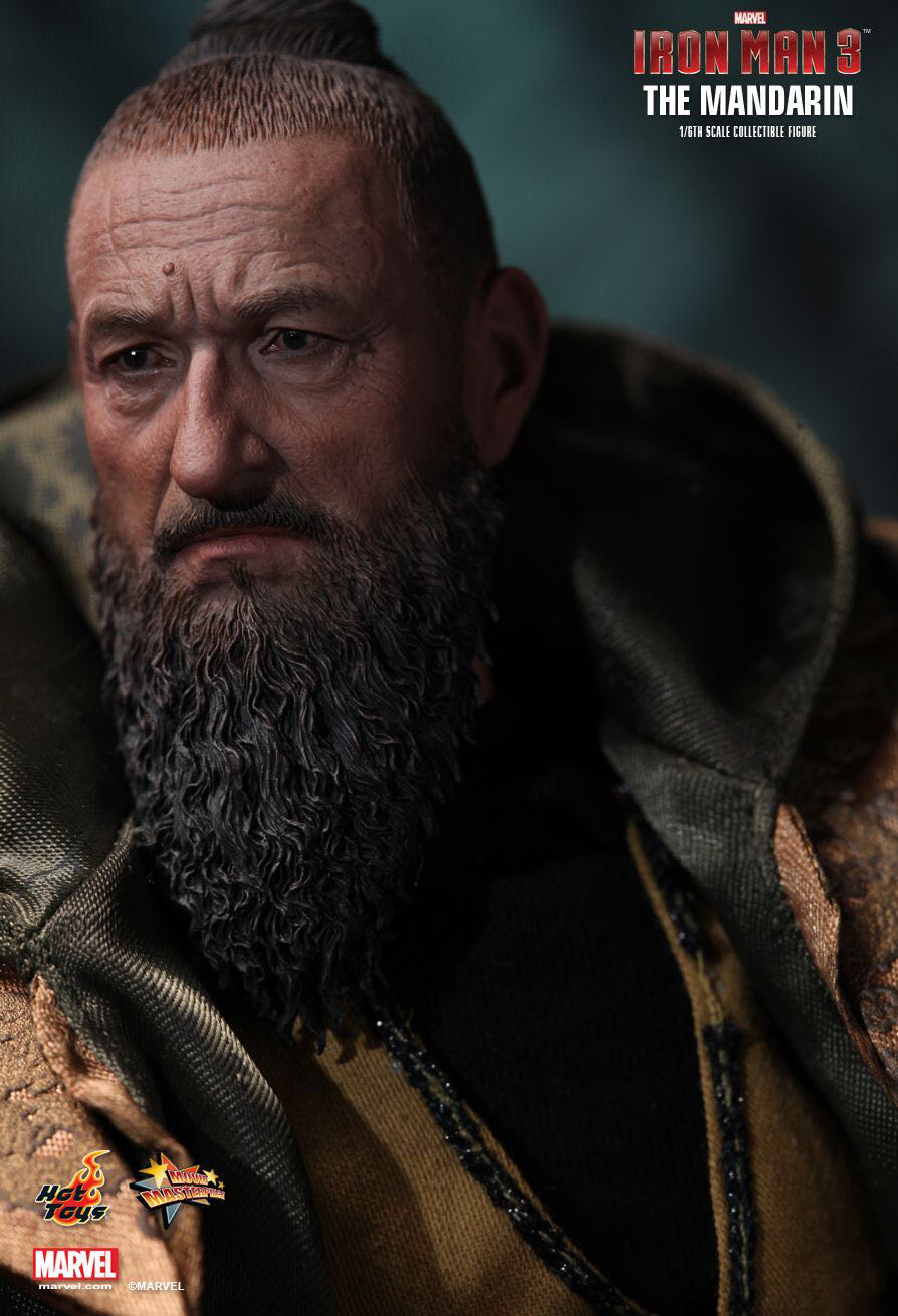 零元拍：Hottoys: MMS211- 1/6 《钢铁侠3》 满大人/Mandarin含椅子不包含圆形地台