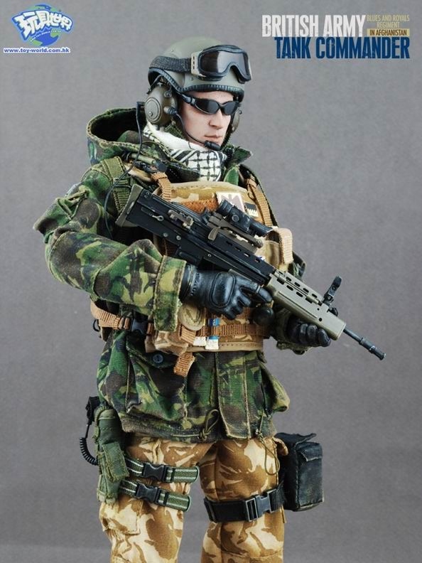 零元拍：HOTTOYS 1/6 绝版英国蓝军皇家骑兵团在阿富汗-坦克指挥官威廉王子