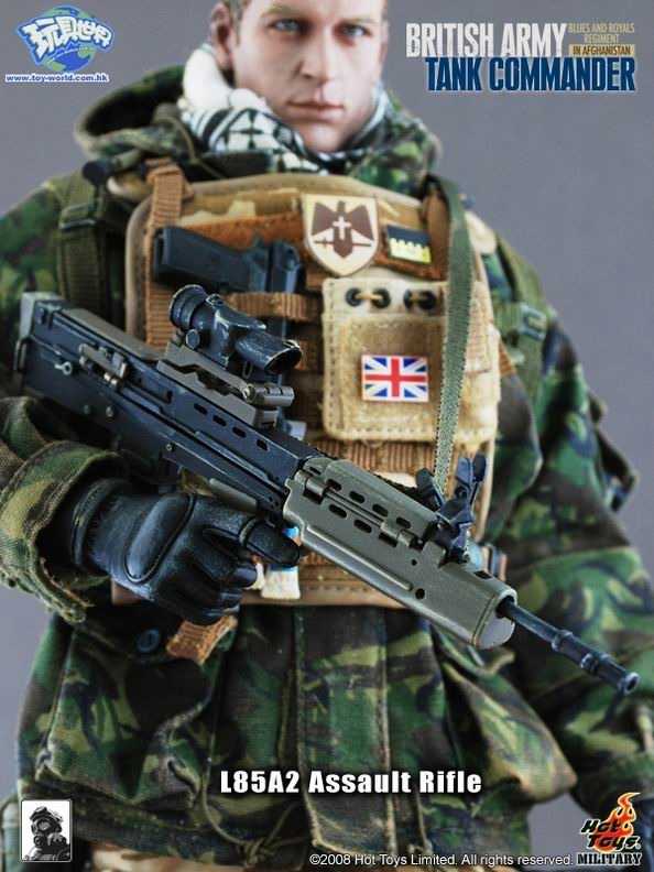 零元拍：HOTTOYS 1/6 绝版英国蓝军皇家骑兵团在阿富汗-坦克指挥官威廉王子