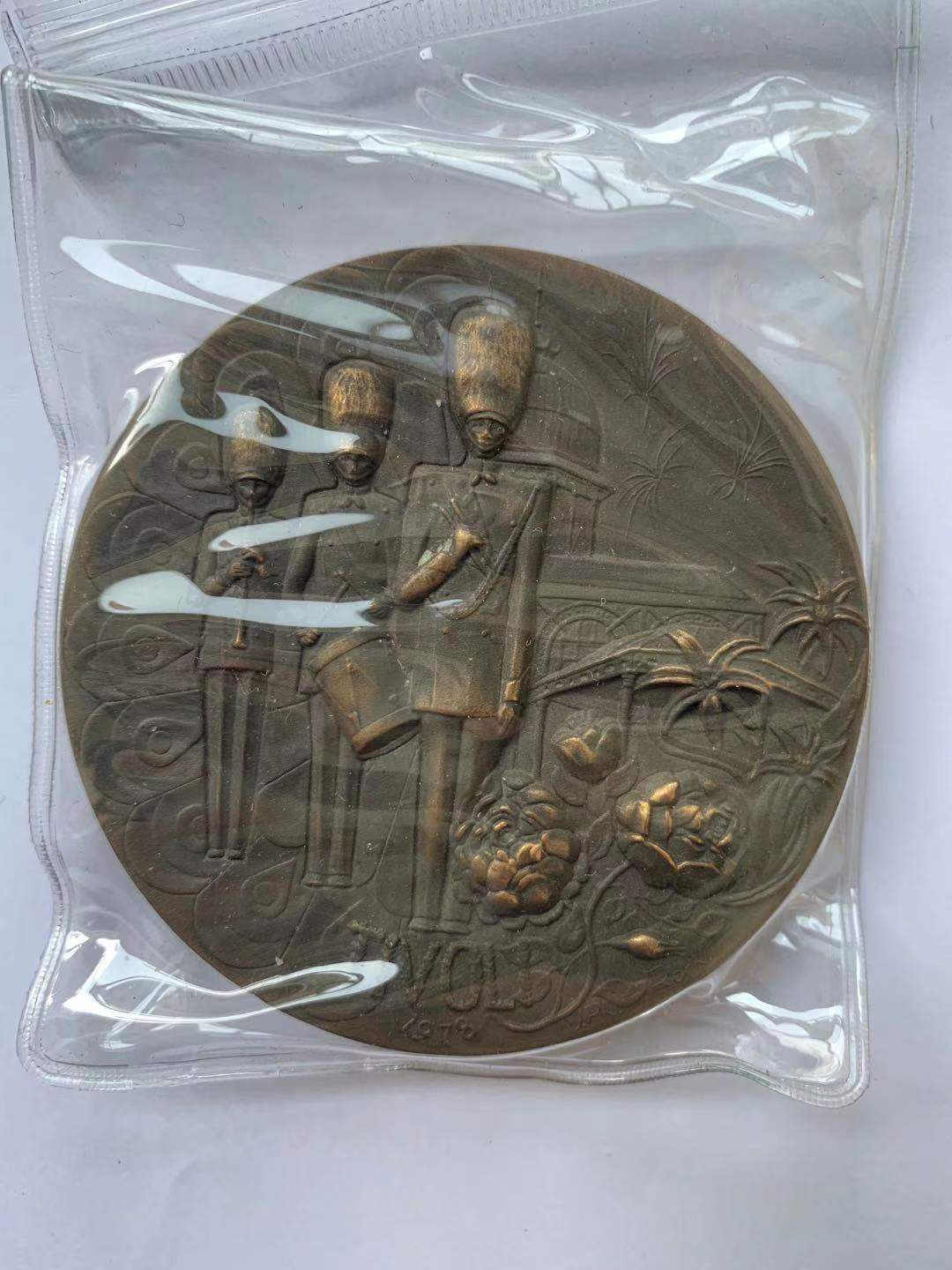 喜迎🐂年艺术麦朵尔第七场拍卖 奏乐