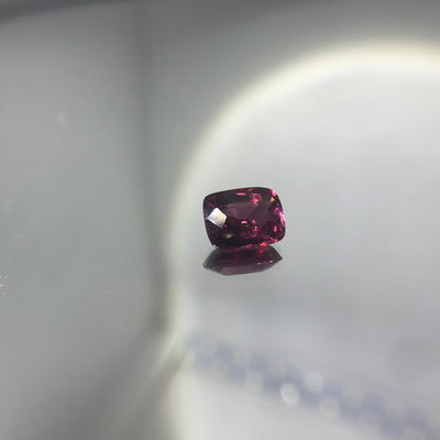 80年斯里兰卡宝石公司HH GEMS 【纯天然彩色宝石 多种珍贵宝石合集】 - Garnet 紫红色石榴石 纯天然 2.50ct 裸石 斯里兰卡