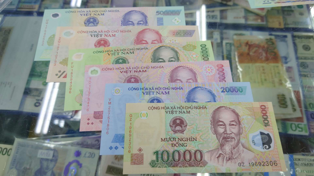 越南塑料钞 1万，2万，5万，10万，20万，50万六张全套 全新绝品