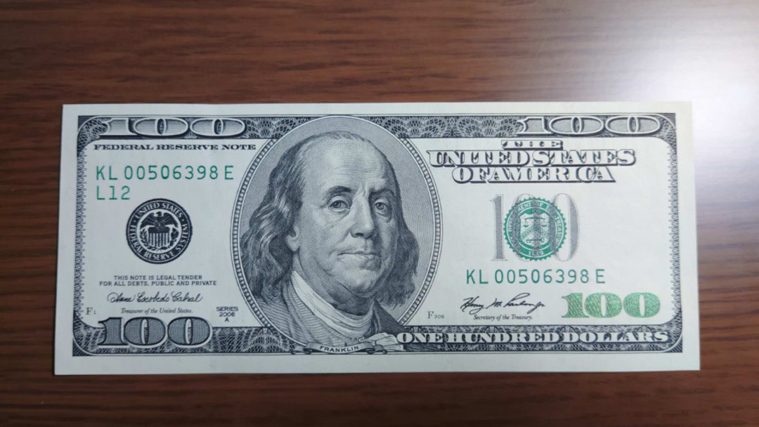 陆续更新【囧羊收藏】精选微拍第19期～2021年第十期   2006A美国100元 黑白版 全程无47尾8 全新绝品刀拆