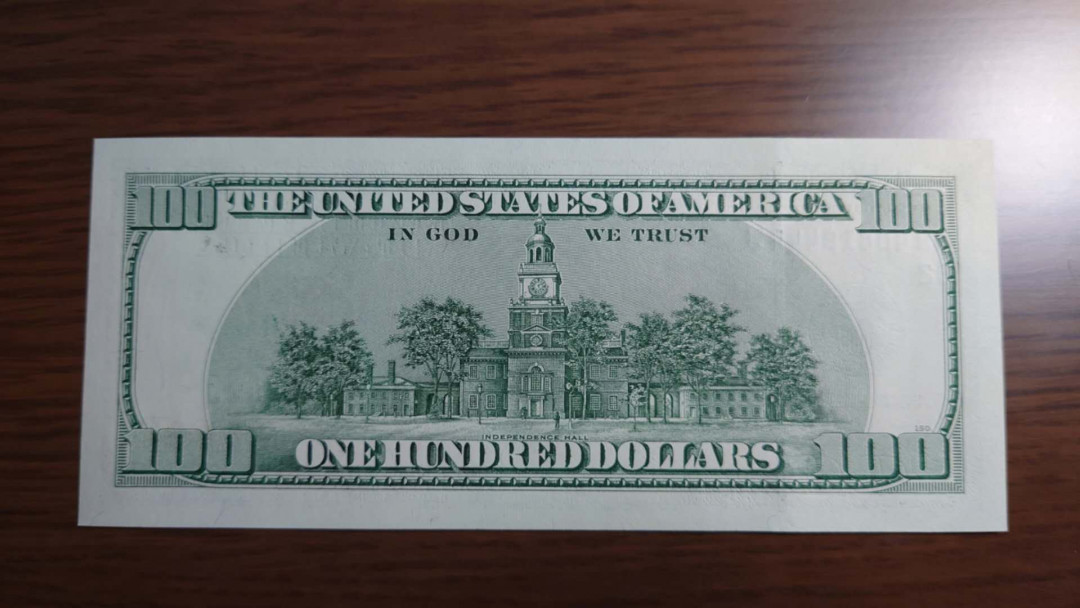 陆续更新【囧羊收藏】精选微拍第19期～2021年第十期   2006A美国100元 黑白版 豹子号444 全新绝品刀拆