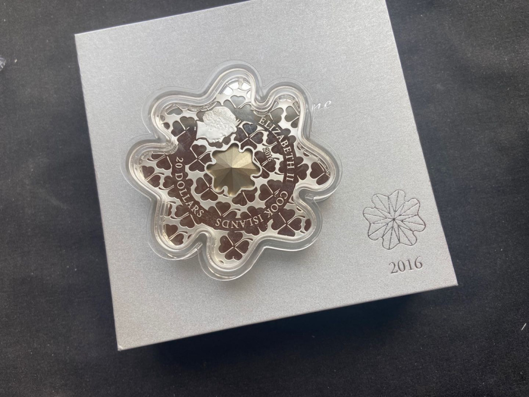 【币观天下】第142期钱币拍卖 【库克】奢华系列雪花造型大银币