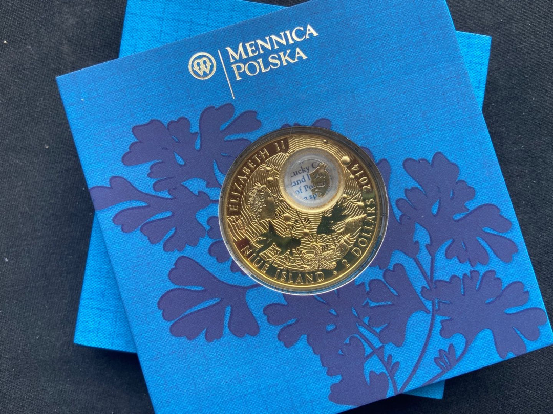 【币观天下】第142期钱币拍卖 【纽埃】幸运系列之幸运金鱼镀金银币