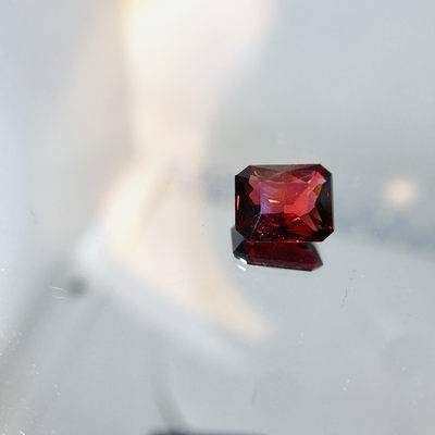 80年斯里兰卡宝石公司HH GEMS 【纯天然彩色宝石 多种珍贵宝石合集】 - Garnet 红色石榴石 纯天然 3.52ct 裸石 斯里兰卡