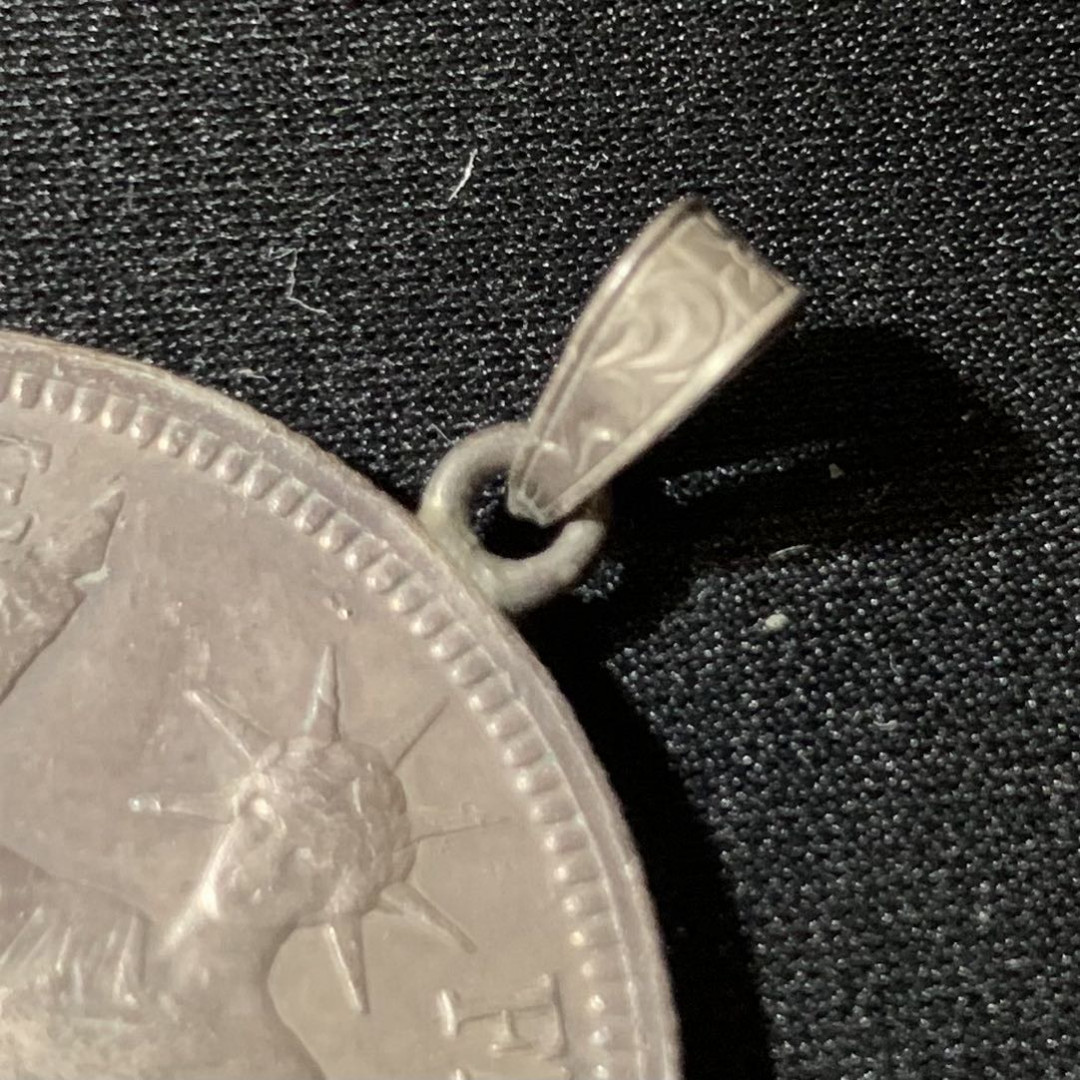 紫瑗钱币—微拍第135期  法属印度支那 1900年 1皮阿斯特 坐洋 27克 0.9银 带吊环