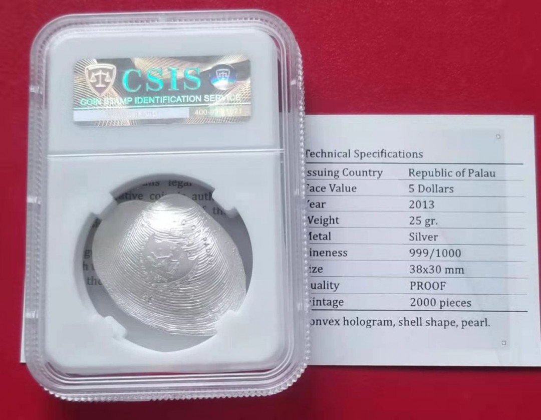 【币观天下】第142期钱币拍卖 帕劳2013年玉蚌含珠珍珠镶嵌仿真银币PF69 