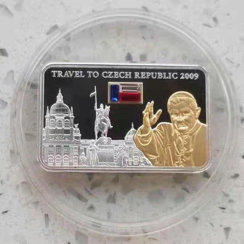 【币观天下】第142期钱币拍卖 库克2009年教皇访问捷克镶嵌银币 