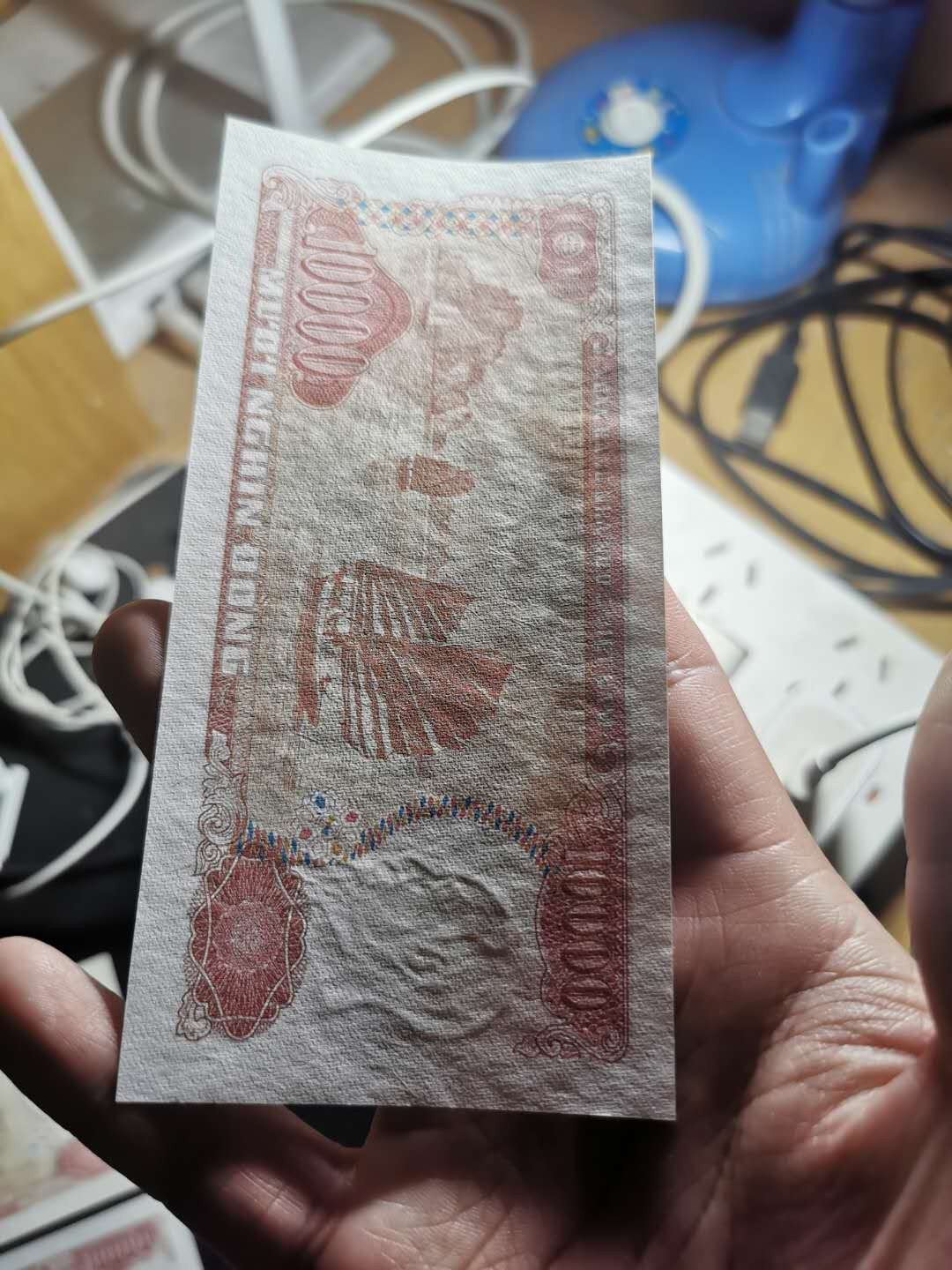 【鲸贝乐淘】千字文·第“治本于农，务资稼穑”号拍卖·两单包邮 【越南🇻🇳 】1993年10000盾，四张，全新全品UNC 两张，九品两张