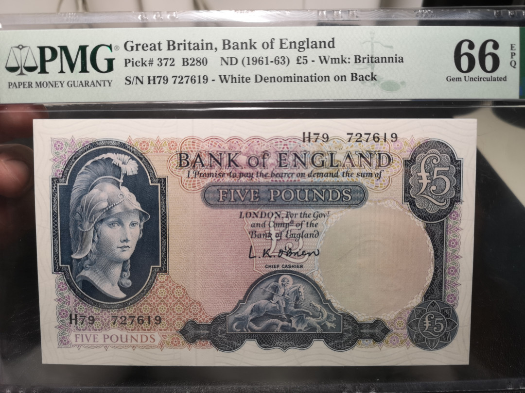 《外钞收藏家》第一百零七期拍卖 英国B序列5镑 空心版 PMG66