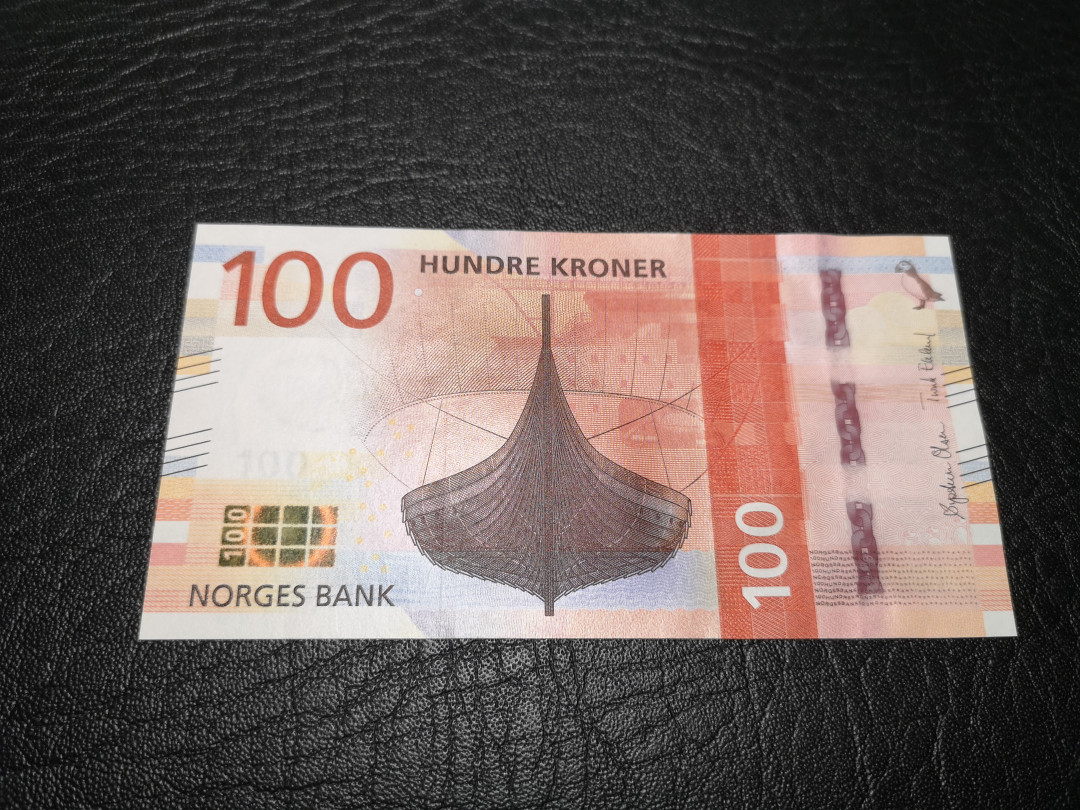 《外钞收藏家》第一百零七期拍卖 2016年挪威100克朗 全新UNC 无47
