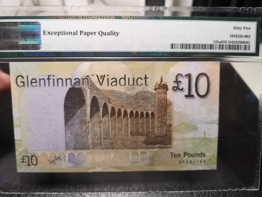 《外钞收藏家》第一百零七期拍卖 2007年苏格兰全套5、10、20、50、100镑 五张 首发冠800号 分数如图