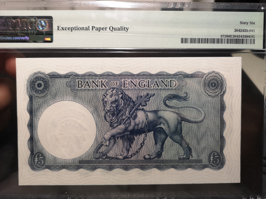 《外钞收藏家》第一百零七期拍卖 英国B序列5镑 空心版 PMG66