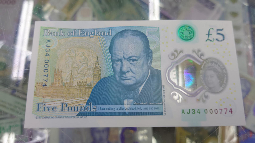 更新完毕【囧羊收藏】精选微拍第20期暨2021年第11期 世界精选货币 2016年英国G序列5镑 全新绝品百位小号 774