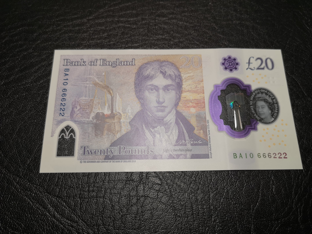 《外钞收藏家》第一百零七期拍卖 英国最新版塑料钞 20镑 222豹子号 全新UNC