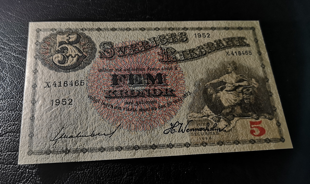 《外钞收藏家》第一百零七期拍卖 1952年瑞典5克朗 全新UNC