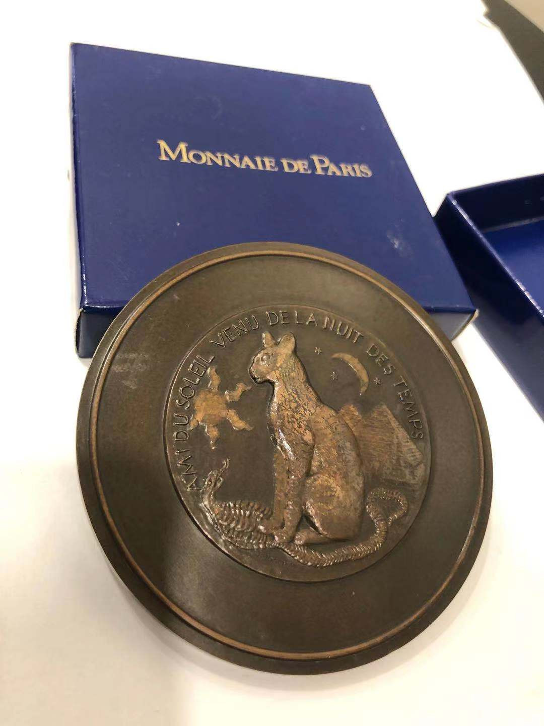 喜迎🐂年艺术麦朵尔第十场拍卖 守护神 猫