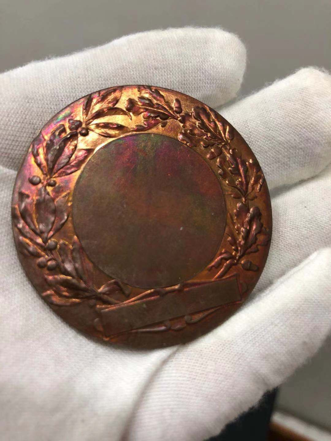 喜迎🐂年艺术麦朵尔第十场拍卖 法国宠物犬